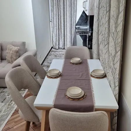 Spacious Durrs With Views And Private Balcony * Durrës